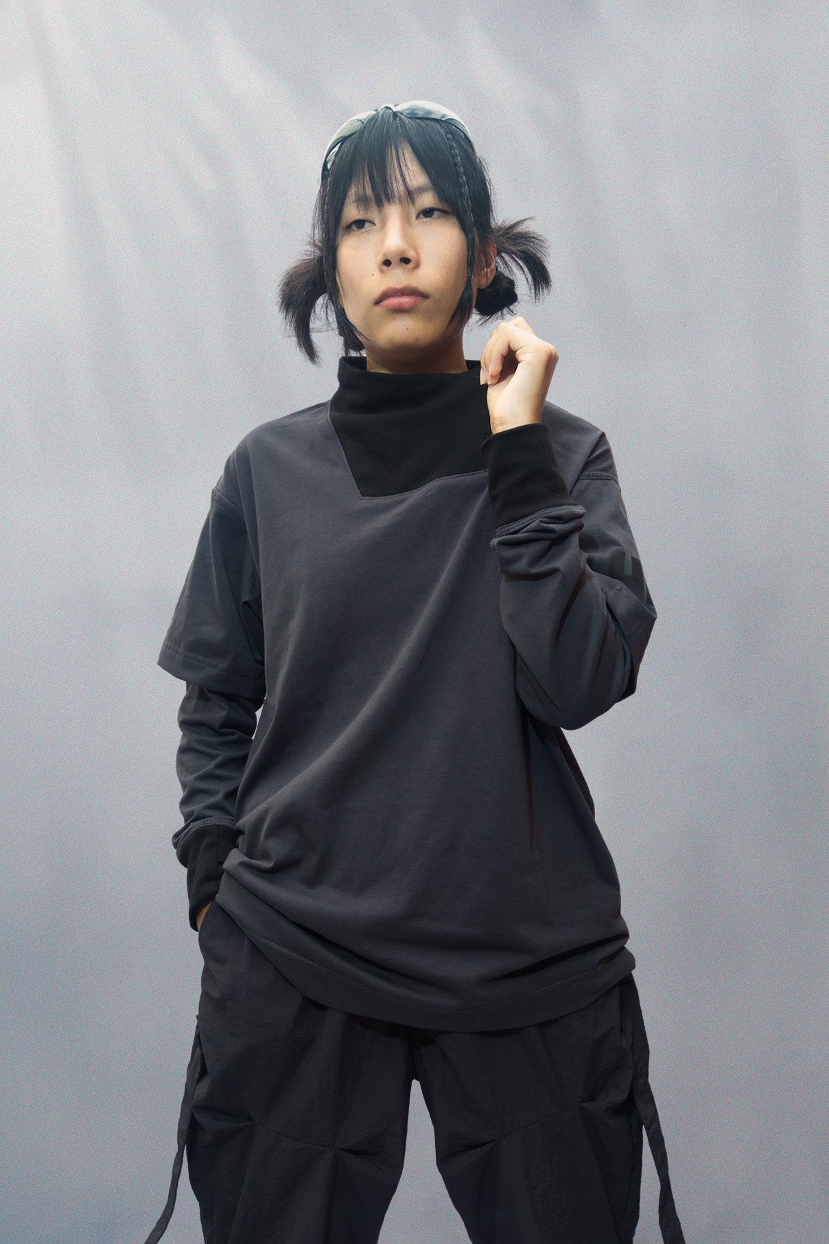 Polo doble manga "UNK42" plomo